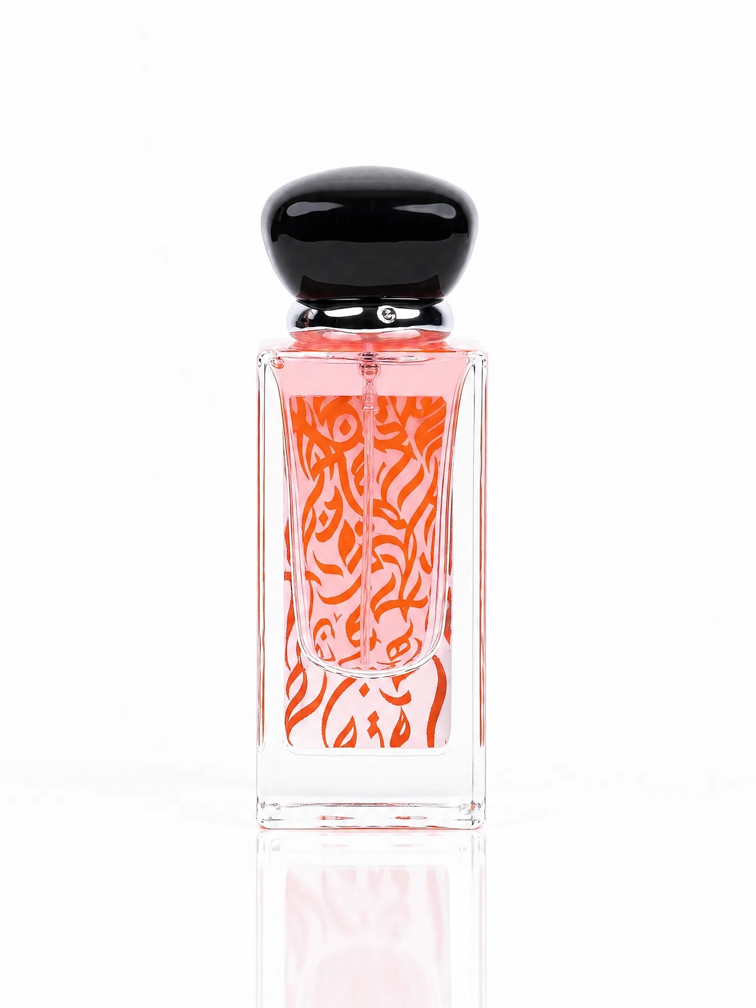 Le parfum Al Ajam de Otour Al Janna mis en scène.